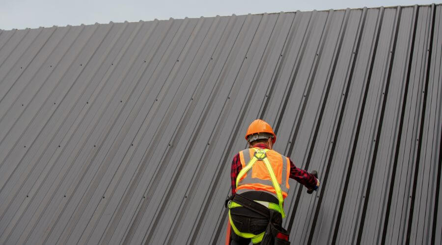 Expert top industrial roofings services in Ora, IN